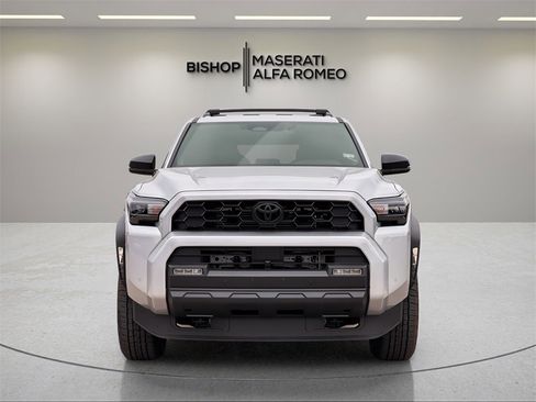 Used 2025 Toyota 4Runner TRD Off-Road image 2