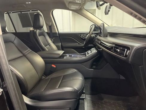 Used 2022 Lincoln Aviator AWD image 20