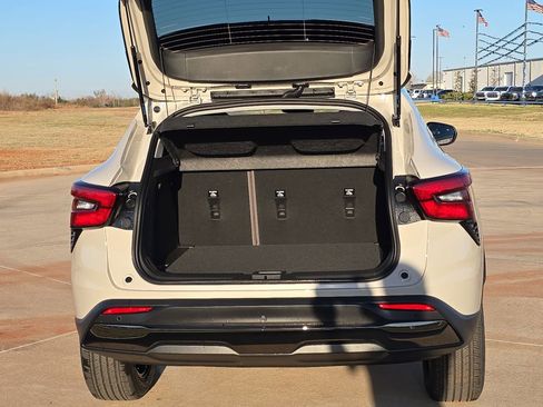 New 2026 Chevrolet Trax ACTIV w/ Driver Confidence Package image 12