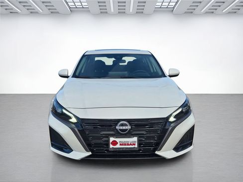 New 2026 Nissan Altima 2.5 SV w/ SV Special Edition Package FWD image 2
