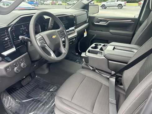 New 2026 Chevrolet Silverado 1500 LT image 8