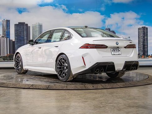 New 2026 BMW M5 Base w/ Executive Package image 9