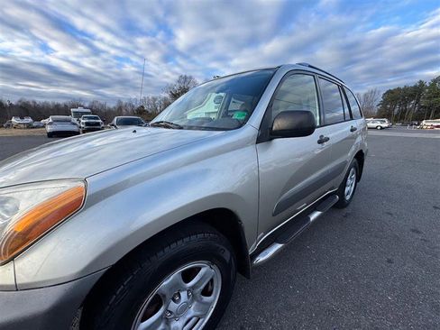 Used 2002 Toyota RAV4 4WD image 10