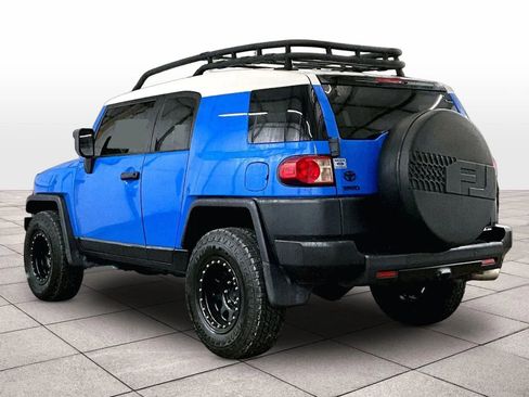 Used 2007 Toyota FJ Cruiser 4WD image 10
