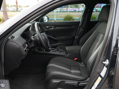 Used 2025 Honda Civic Sport image 15