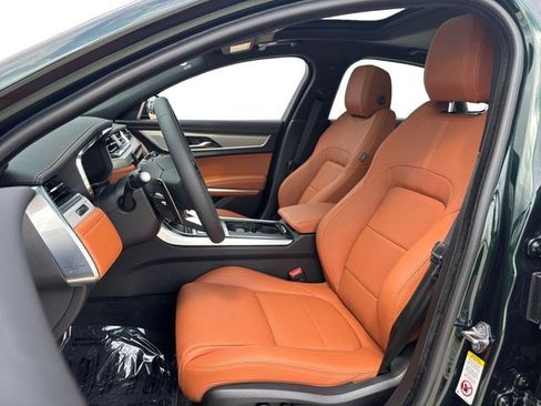 New 2024 Jaguar XF R-Dynamic SE image 11