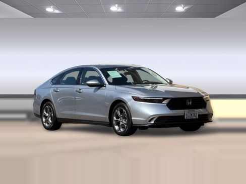 Used 2024 Honda Accord EX image 7
