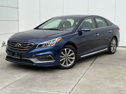 Used 2017 Hyundai Sonata Limited w/ Cargo Package image 2