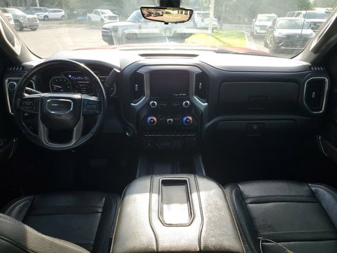 Used 2020 GMC Sierra 1500 Denali w/ Denali Ultimate Package AWD/4WD image 12