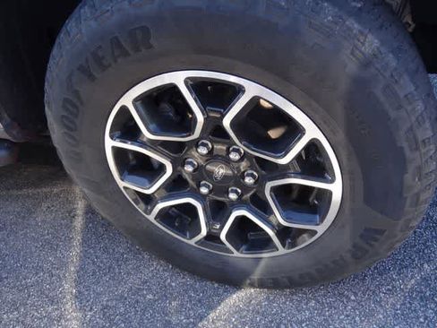 Used 2022 Ford F150 XLT w/ Equipment Group 302A High AWD/4WD image 11