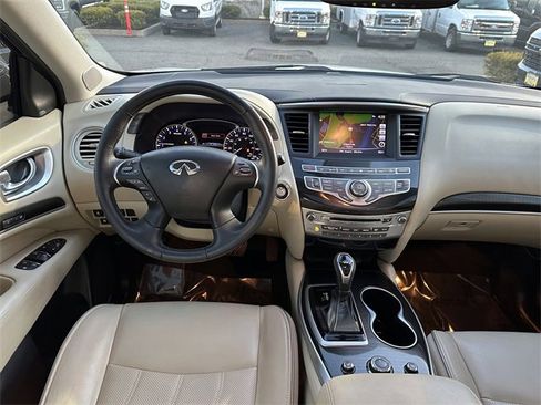 Used 2019 INFINITI QX60 Luxe w/ Essential Package image 13