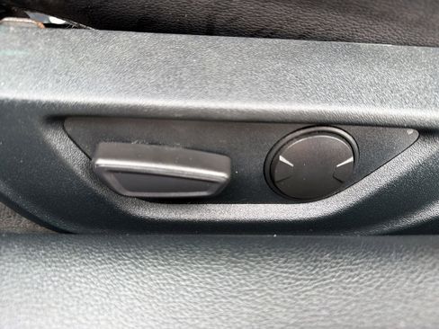 Certified 2022 Ford Mustang Premium w/ Black Accent Package image 18