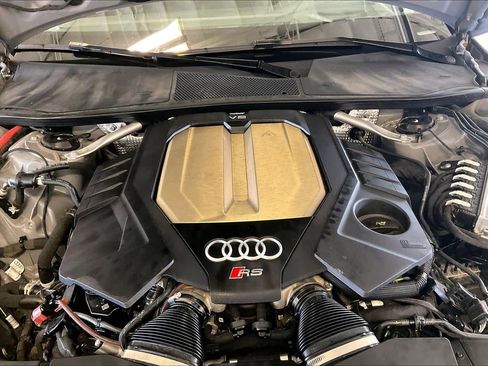 Used 2024 Audi RS 7 Performance w/ Black Optic Package image 29