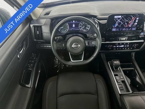 Certified 2023 Nissan Pathfinder SL w/ Lighting Package (N92) FWD image 22