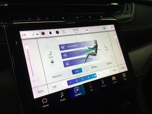 Used 2023 Jeep Grand Cherokee Limited w/ Black Appearance Package image 22