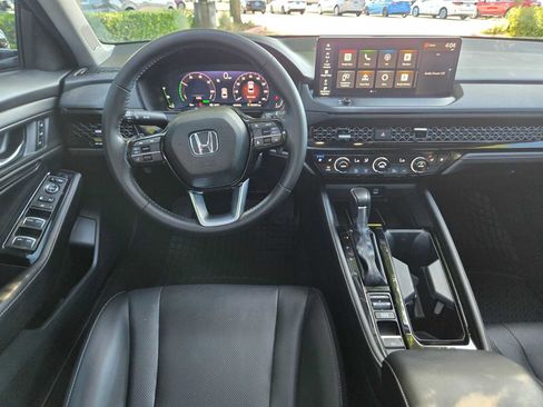 Used 2023 Honda Accord Touring image 17