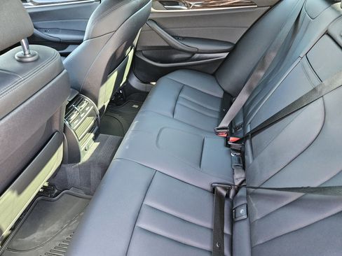 Used 2018 BMW 530i image 31