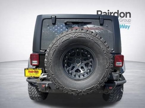 Used 2014 Jeep Wrangler Unlimited Rubicon w/ Connectivity Group AWD/4WD image 6