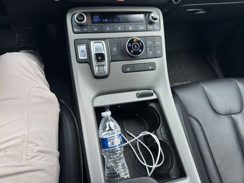 Used 2023 Hyundai Palisade SEL image 16