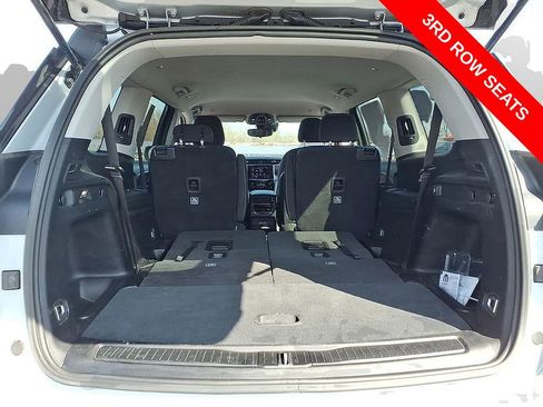 Used 2023 Jeep Grand Cherokee L Laredo AWD/4WD image 12