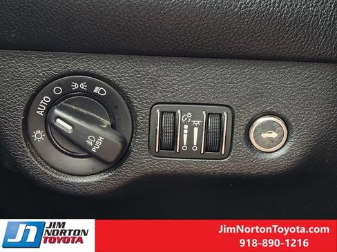 Used 2017 Dodge Challenger GT w/ GT Interior Package AWD/4WD image 23