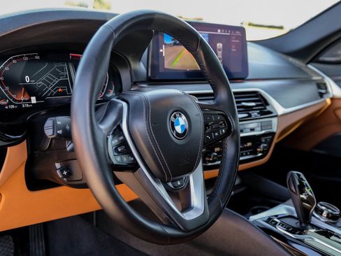 Used 2023 BMW 530i xDrive w/ Executive Package image 18