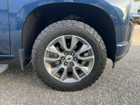 Used 2021 Chevrolet Silverado 1500 RST w/ Convenience Package II image 25