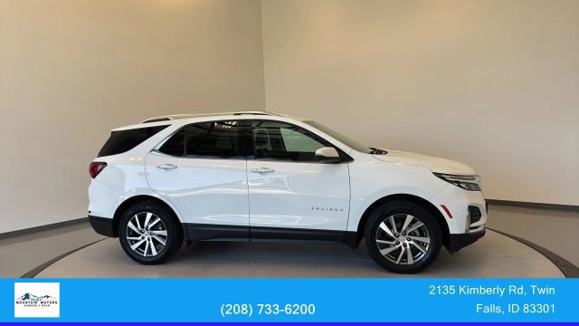 Used 2022 Chevrolet Equinox Premier AWD/4WD image 12