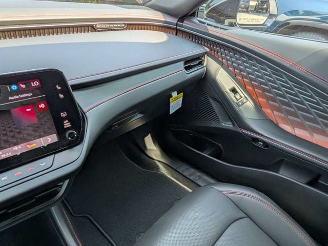 New 2027 Dodge Charger R/T AWD/4WD image 17