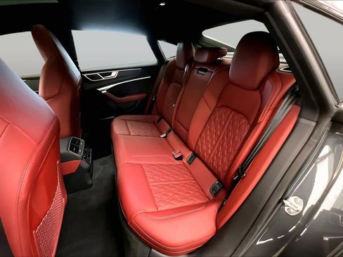 Certified 2024 Audi S7 Premium Plus w/ S Sport Package AWD/4WD image 20