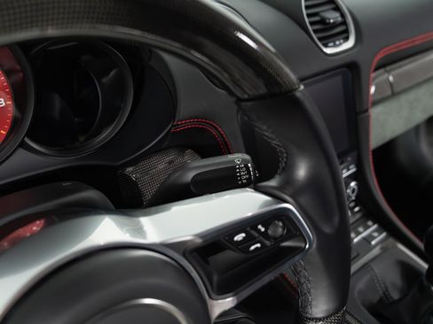 Used 2024 Porsche 718 Cayman GTS RWD image 36