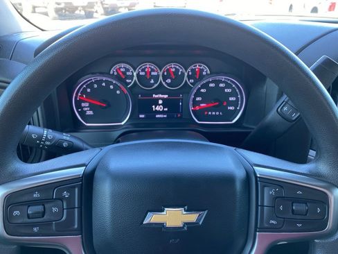 Used 2022 Chevrolet Silverado 1500 Custom w/ Safety Confidence Package image 25