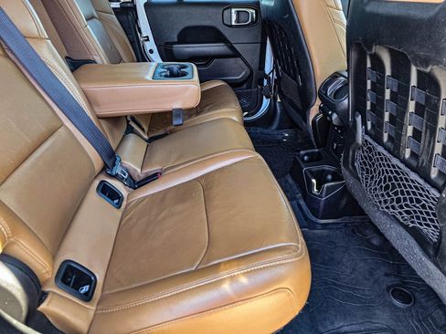 Used 2022 Jeep Gladiator Rubicon w/ LED Lighting Group image 41