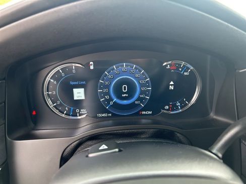 Used 2016 Cadillac Escalade ESV Platinum image 20