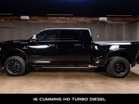 Used 2020 RAM 3500 Limited w/ Max Tow Package image 5