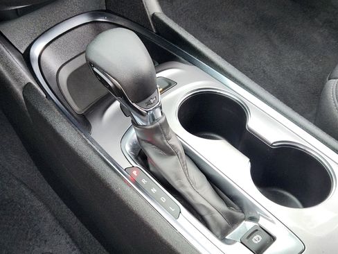 Used 2024 Chevrolet Malibu LT image 21