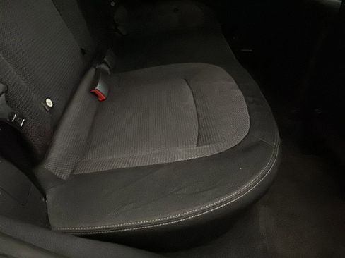 Used 2013 Nissan Rogue SV w/ Premium Pkg image 15