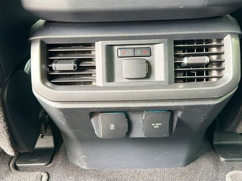 Used 2024 Ford F150 Lariat w/ Equipment Group 502A High AWD/4WD image 28