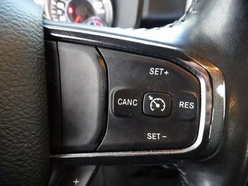 Used 2021 RAM 1500 Big Horn w/ Built-to-serve Edition image 8