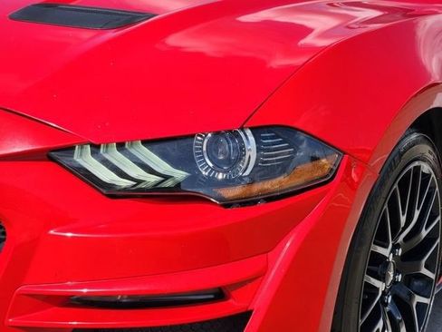 Used 2019 Ford Mustang GT Premium w/ GT Performance Package RWD image 9