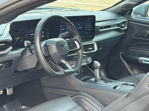 Used 2024 Ford Mustang GT Premium RWD image 13