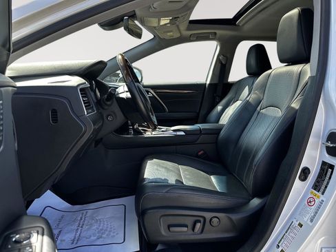 Used 2017 Lexus RX 350 FWD w/ Premium Package image 6
