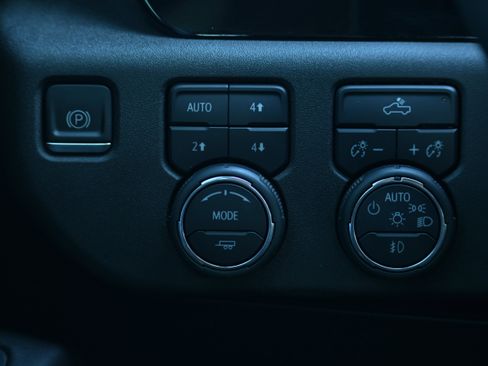 Used 2023 Chevrolet Silverado 1500 RST image 26