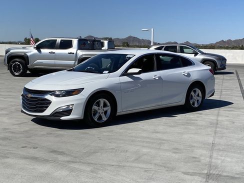 Used 2024 Chevrolet Malibu LS image 5