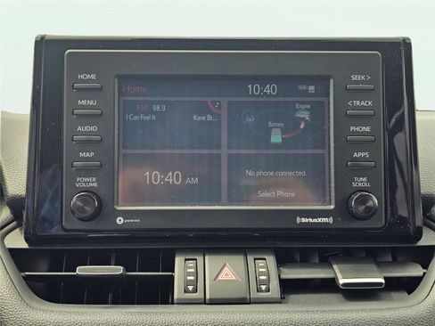 Used 2021 Toyota RAV4 XLE Premium AWD/4WD image 31