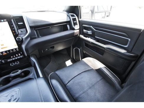 Used 2023 RAM 2500 Laramie AWD/4WD image 13