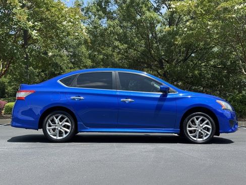 Used 2014 Nissan Sentra SR w/ SR Driver Package image 2