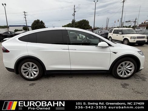 Used 2020 Tesla Model X Long Range AWD/4WD image 6