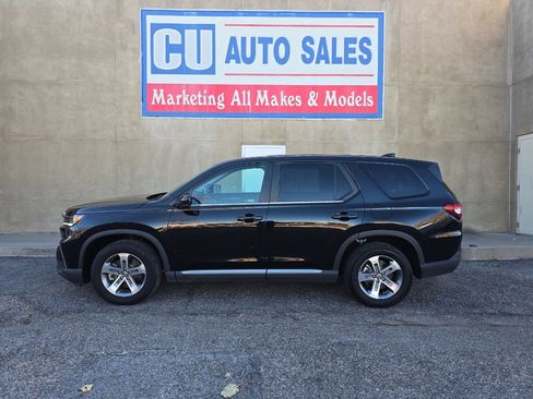 Used 2024 Honda Pilot EX-L image 4