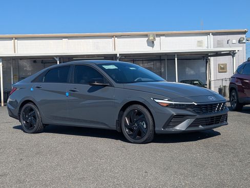 New 2026 Hyundai Elantra Sport FWD image 2
